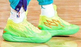 球鞋最新配色爆料视频教程,跟随爆料视频教程，解锁潮流穿搭秘籍